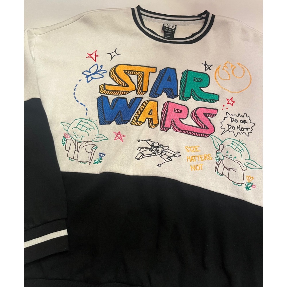Star Wars Our Universe Yoda Embroidered Colorblock Sweatshirt Black White Medium